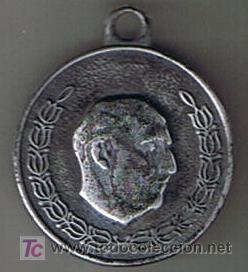 Military Antiques: medalla metalica franco. --- 10
