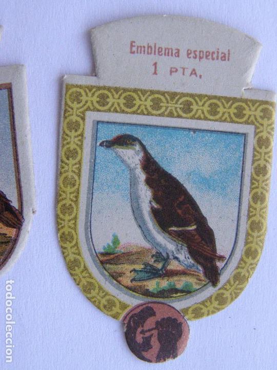 Military Antiques: EMBLEMA ESPECIAL AUXILIO SOCIAL. PINGUINO.