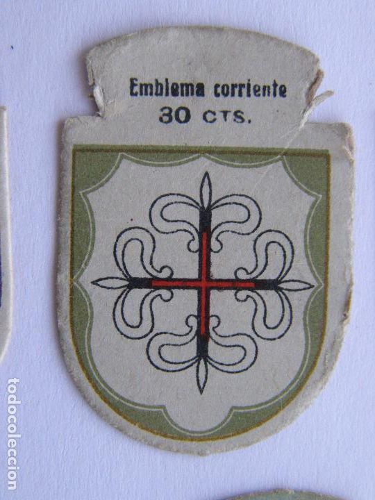 Military Antiques: EMBLEMA CORRIENTE AUXILIO SOCIAL