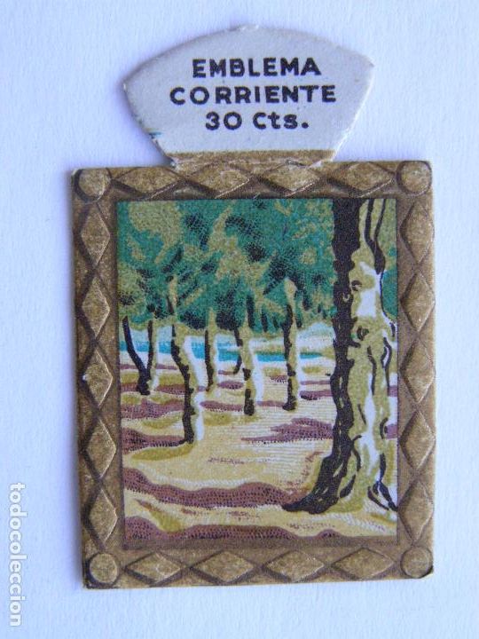Military Antiques: EMBLEMA CORRIENTE AUXILIO SOCIAL