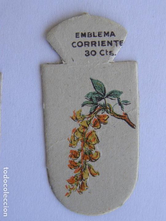 Military Antiques: EMBLEMA CORRIENTE AUXILIO SOCIAL