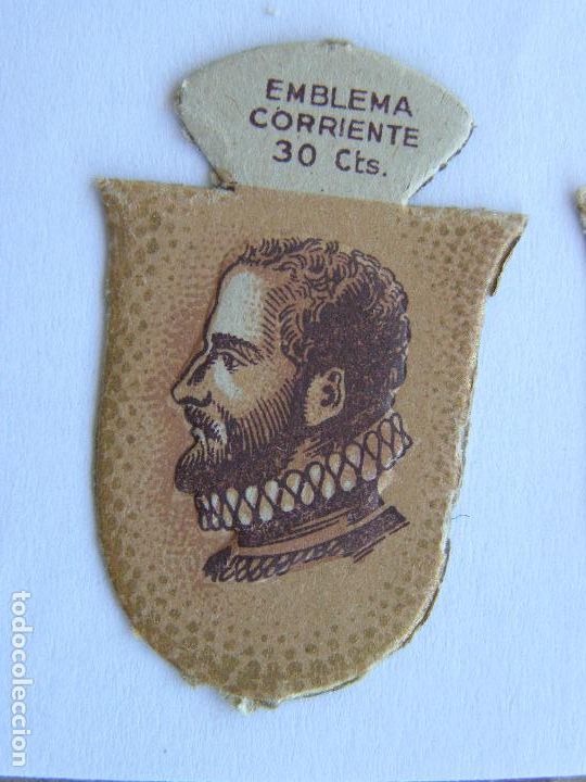 Military Antiques: EMBLEMA CORRIENTE AUXILIO SOCIAL