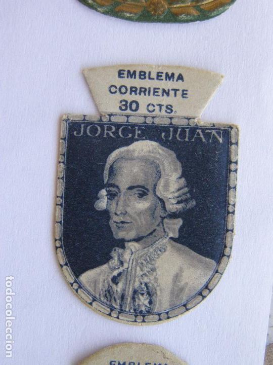 Military Antiques: EMBLEMA CORRIENTE AUXILIO SOCIAL