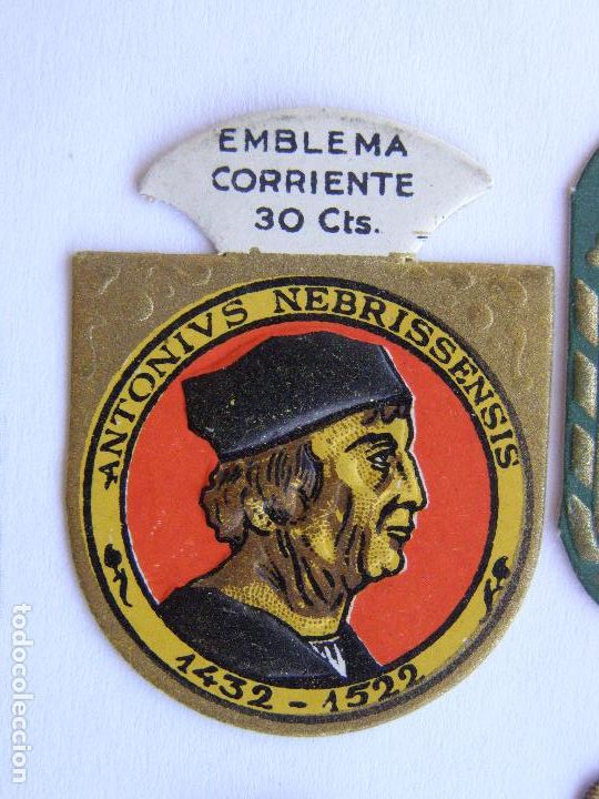 Military Antiques: EMBLEMA CORRIENTE AUXILIO SOCIAL