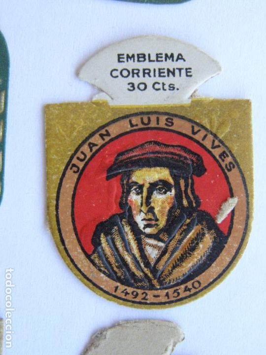 Military Antiques: EMBLEMA CORRIENTE AUXILIO SOCIAL
