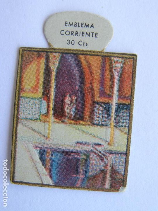 Militaria: EMBLEMA CORRIENTE AUXILIO SOCIAL