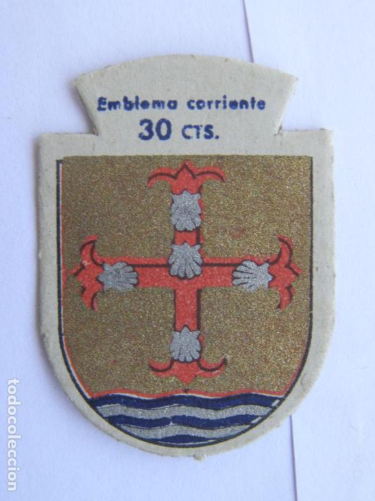 Militaria: EMBLEMA CORRIENTE AUXILIO SOCIAL 30 CENTIMOS