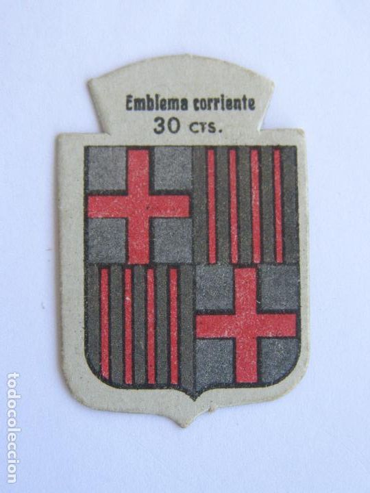 Military Antiques: EMBLEMA CORRIENTE AUXILIO SOCIAL 30 CENTIMOS