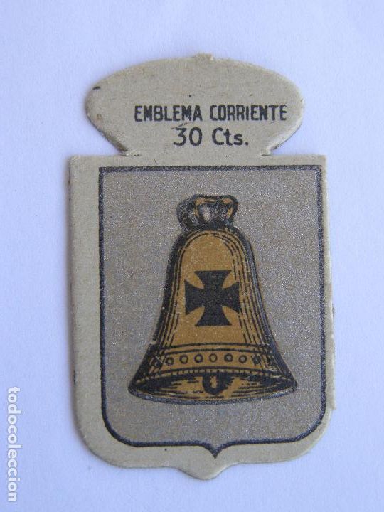 Military Antiques: EMBLEMA CORRIENTE AUXILIO SOCIAL 30 CENTIMOS