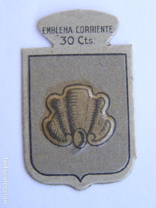 Military Antiques: EMBLEMA CORRIENTE AUXILIO SOCIAL 30 CENTIMOS