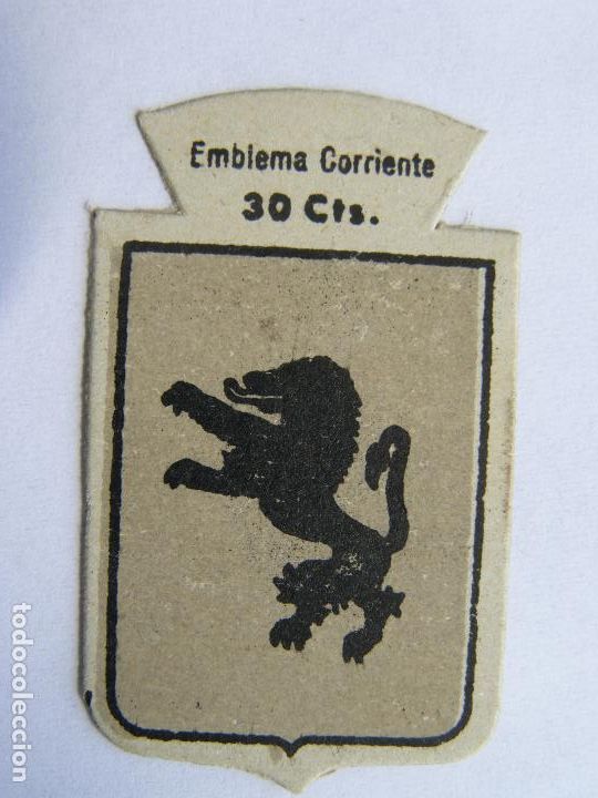 Military Antiques: EMBLEMA CORRIENTE AUXILIO SOCIAL 30 CENTIMOS