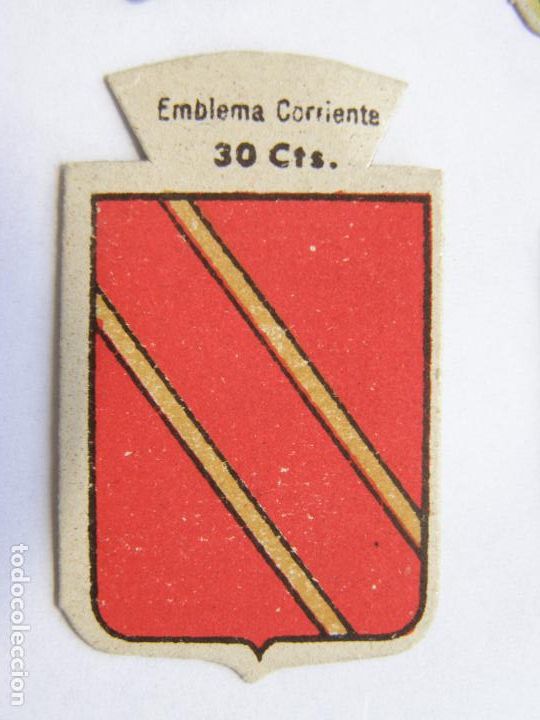 Military Antiques: EMBLEMA CORRIENTE AUXILIO SOCIAL 30 CENTIMOS