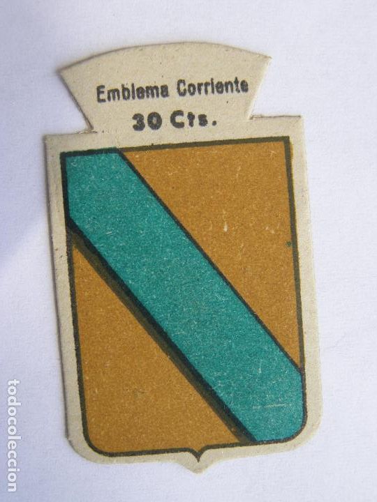 Military Antiques: EMBLEMA CORRIENTE AUXILIO SOCIAL 30 CENTIMOS