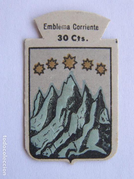 Military Antiques: EMBLEMA CORRIENTE AUXILIO SOCIAL 30 CENTIMOS
