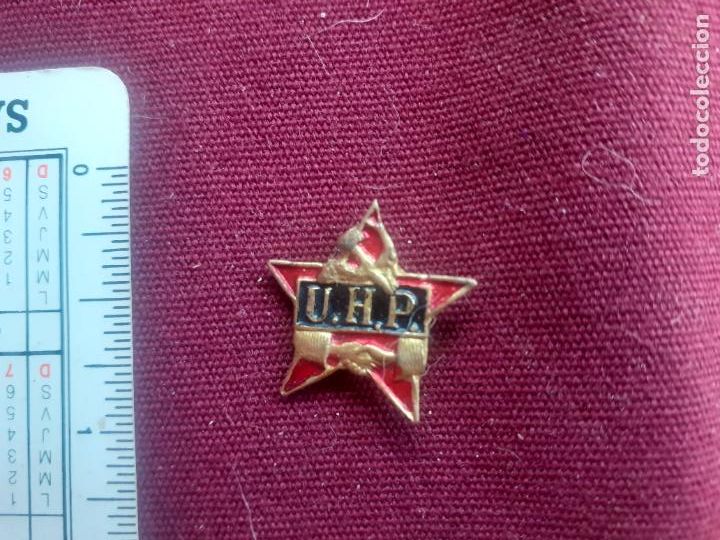Militaria: UHP. Insignia comunista. II Rep&uacute;blica. Un&iacute;os Hermanos Proletarios