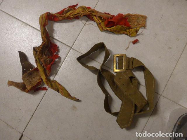 Militaria: Lote 2 antiguos cinturones en mal estado, uno de gala republicano.