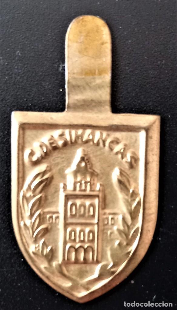 Military Antiques: EMBLEMA AUXILIO SOCIAL METAL SIMANCAS VALLADOLID CASTILLO