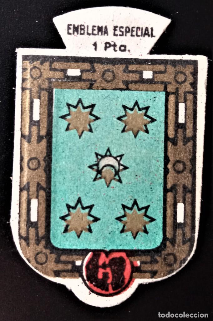 Military Antiques: EMBLEMA AUXILIO SOCIAL ESPECIAL 1 PTA ESCUDO HERALDICO VALLECILLOSAHAGUN LEON