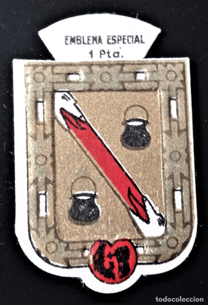 Military Antiques: EMBLEMA AUXILIO SOCIAL ESPECIAL 1 PTA ESCUDO HERALDICO CIEZA