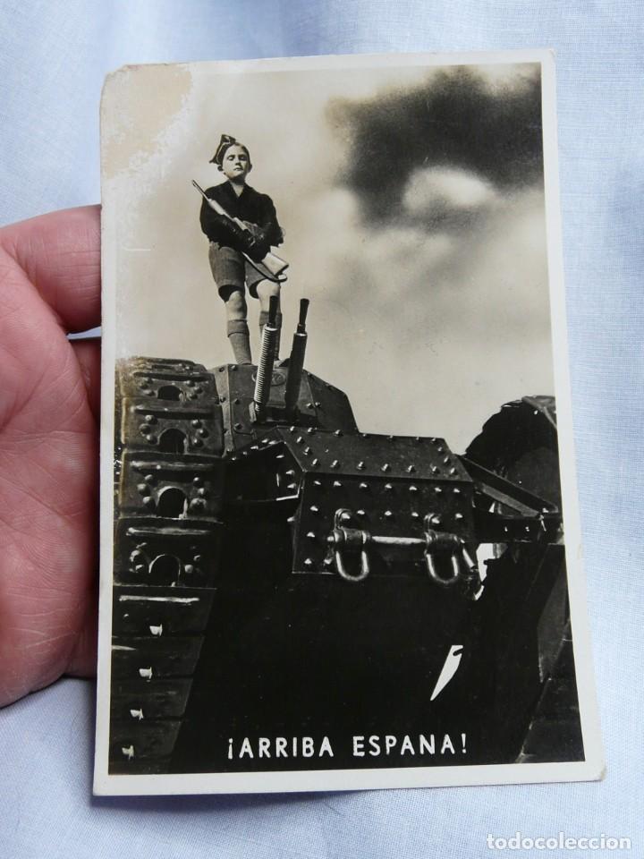 Militaria: POSTAL ARRIBA ESPA&Ntilde;A NI&Ntilde;O FALANGISTA Y TANQUE - S.A CRIMELLA MILANO ITALIA - GUERRA CIVIL