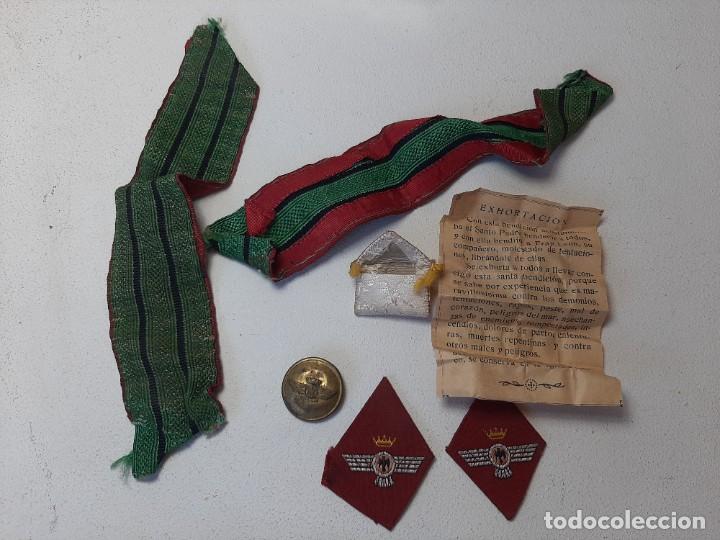 Military Antiques: LOTE MILTAR EJERCITO DEL AIRE GALONES Y ROMBOS DE TELA AGUILA - BOTON - AMULETO - GUERRA CIVIL