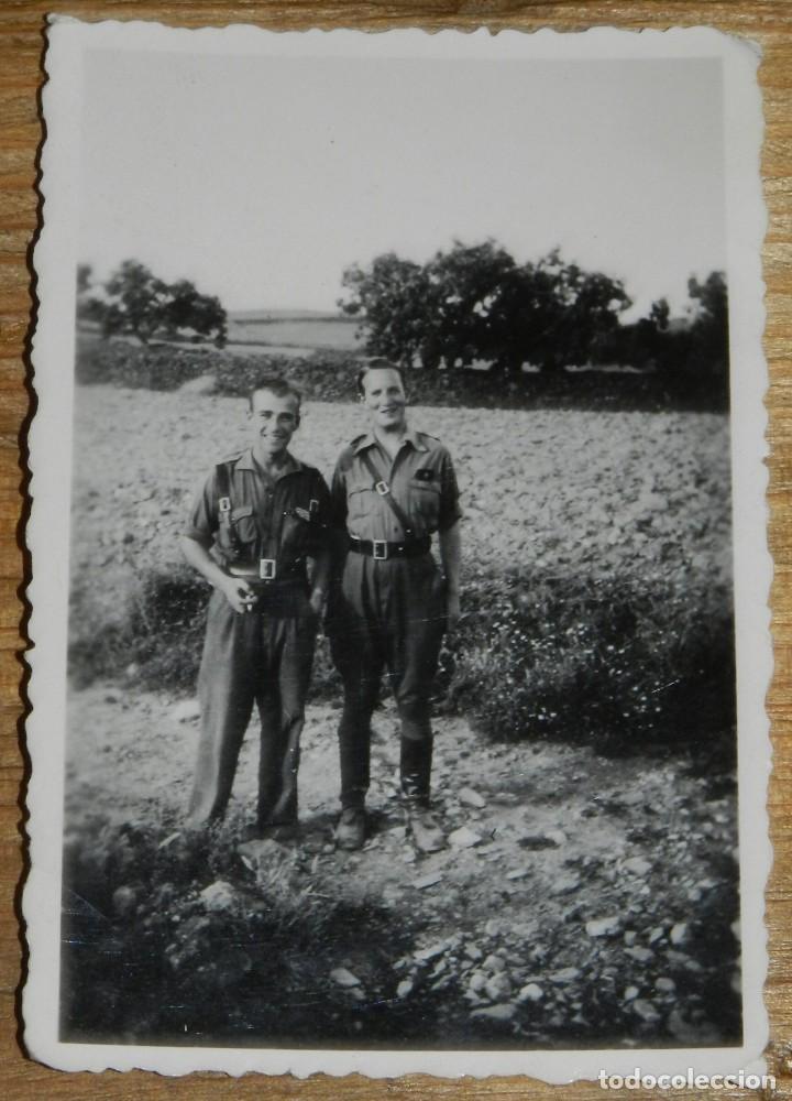 Militaria: FOTOGRAFIA DE ALFEREZ PROVISIONAL, PLENA GUERRA CIVIL, MIDE 8,5 X 5,5 CMS.
