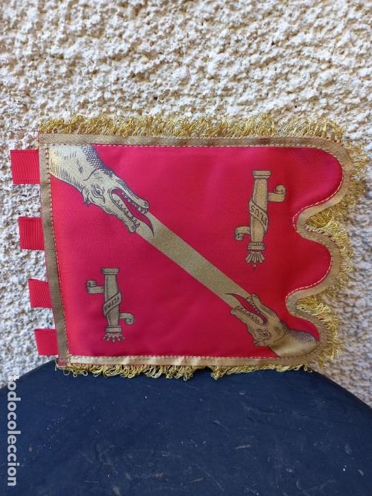 Militaria: Estandarte personal de Francisco Franco. Tama&ntilde;o bander&iacute;n.