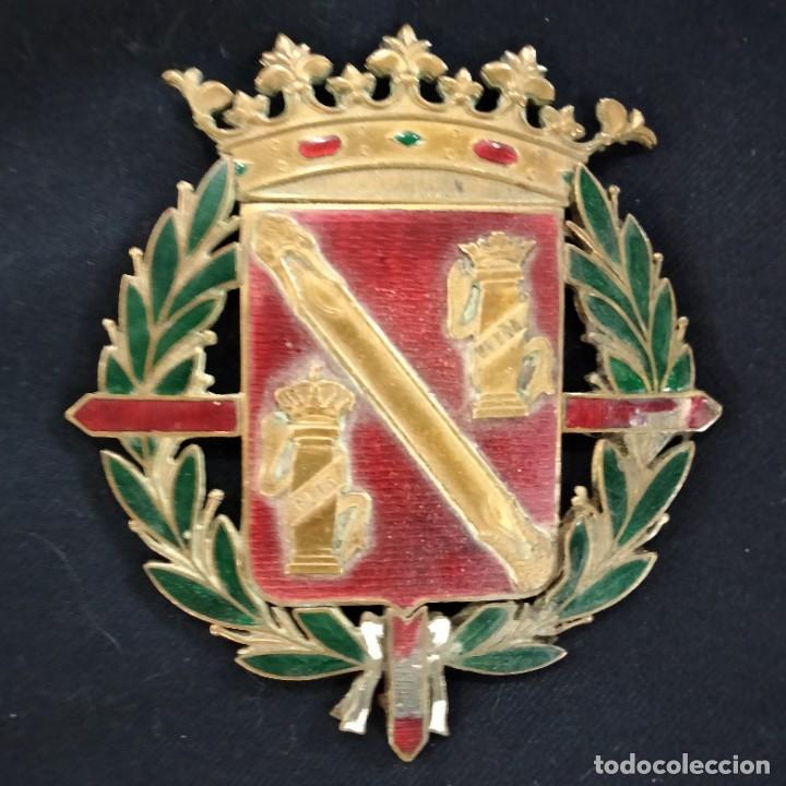 Militaria: Escudo de Franco - Foto 1