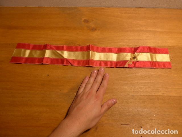 Military Antiques: Antiguo brazlete de bandera espa&ntilde;ola, guerra civil o a&ntilde;os 40, original