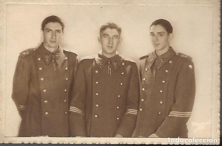 Military Antiques: POSTAL FOTO, MILITARES, A&Ntilde;O 1944, VER FOTOS