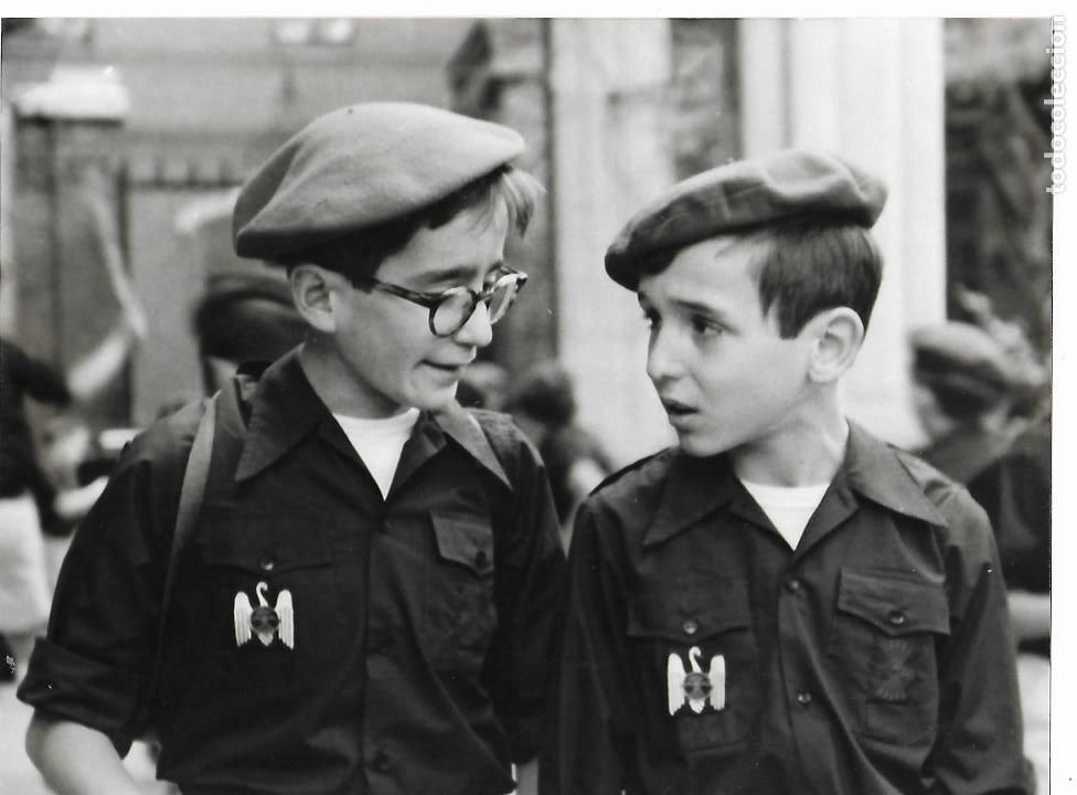 Military Antiques: FOTO DE GRAN TAMA&Ntilde;O, NI&Ntilde;OS CON TRAJE DE FANAGE.- MIDE: 24 X 18 C.M. VER FOTOS