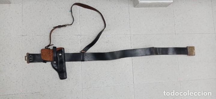 Militaria: Cintur&oacute;n de oficial - Foto 1