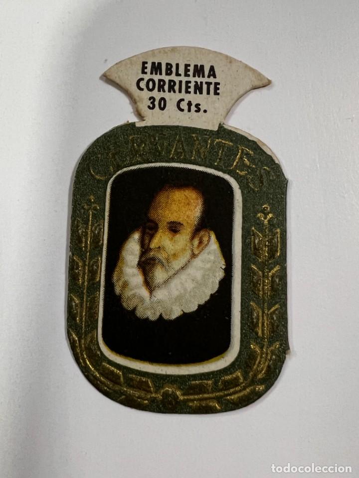 Militaria: EMBLEMA DE AUXILIO SOCIAL DE 30 CENTIMOS. SERIE G N&ordm; 1. CERVANTES