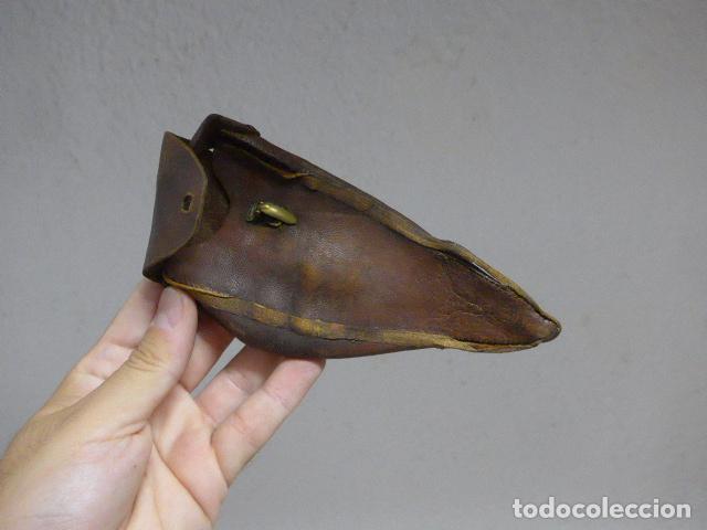 Military Antiques: Antigua peque&ntilde;a funda de cuero a identificar, guerra civil ?
