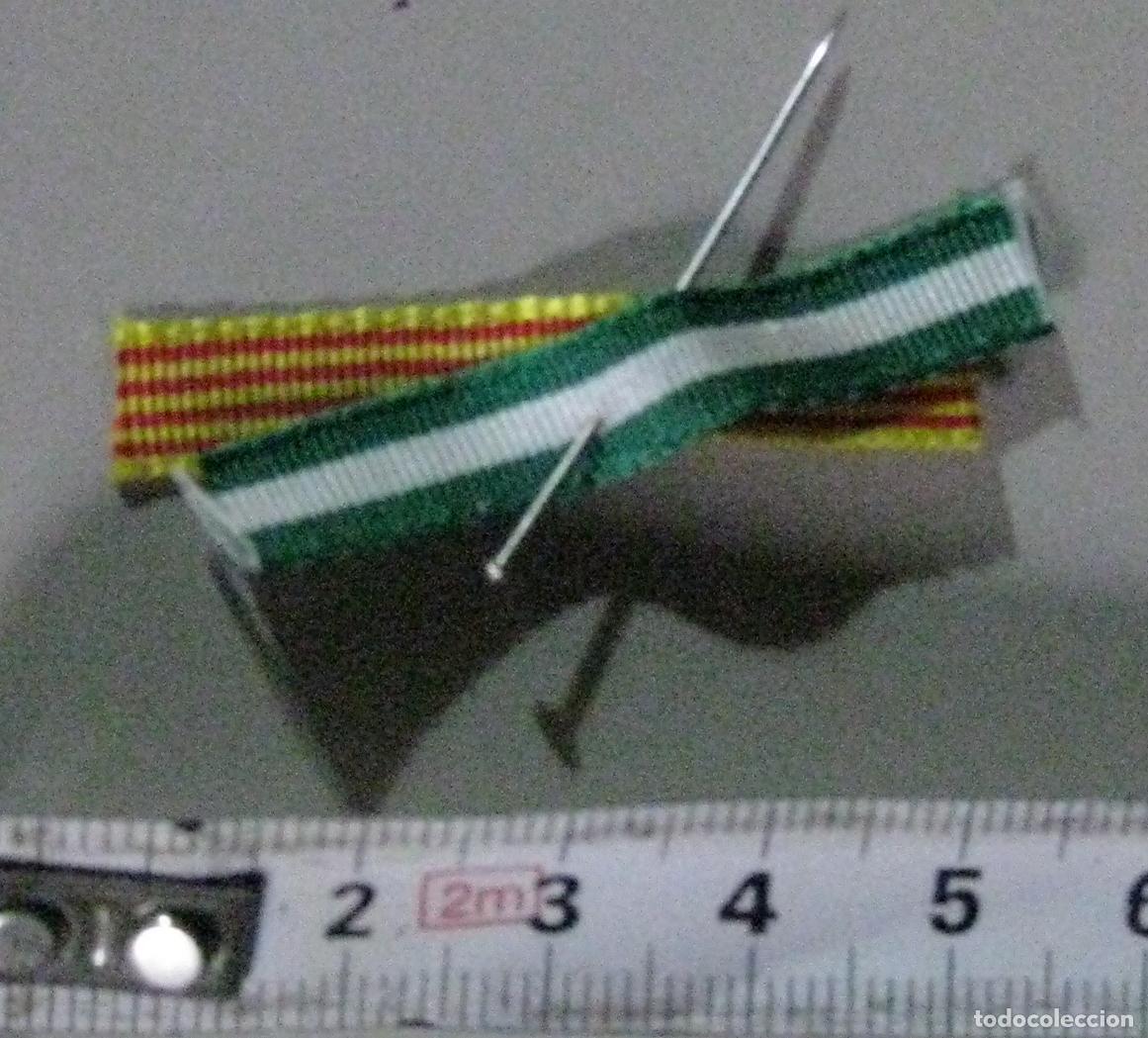 Militaria: BANDERITAS FIESTA DE CATALU&Ntilde;A / ANDALUCIA