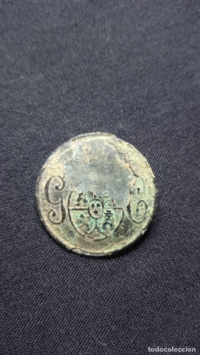 Militaria: Antiguo bot&oacute;n Guardia civil.