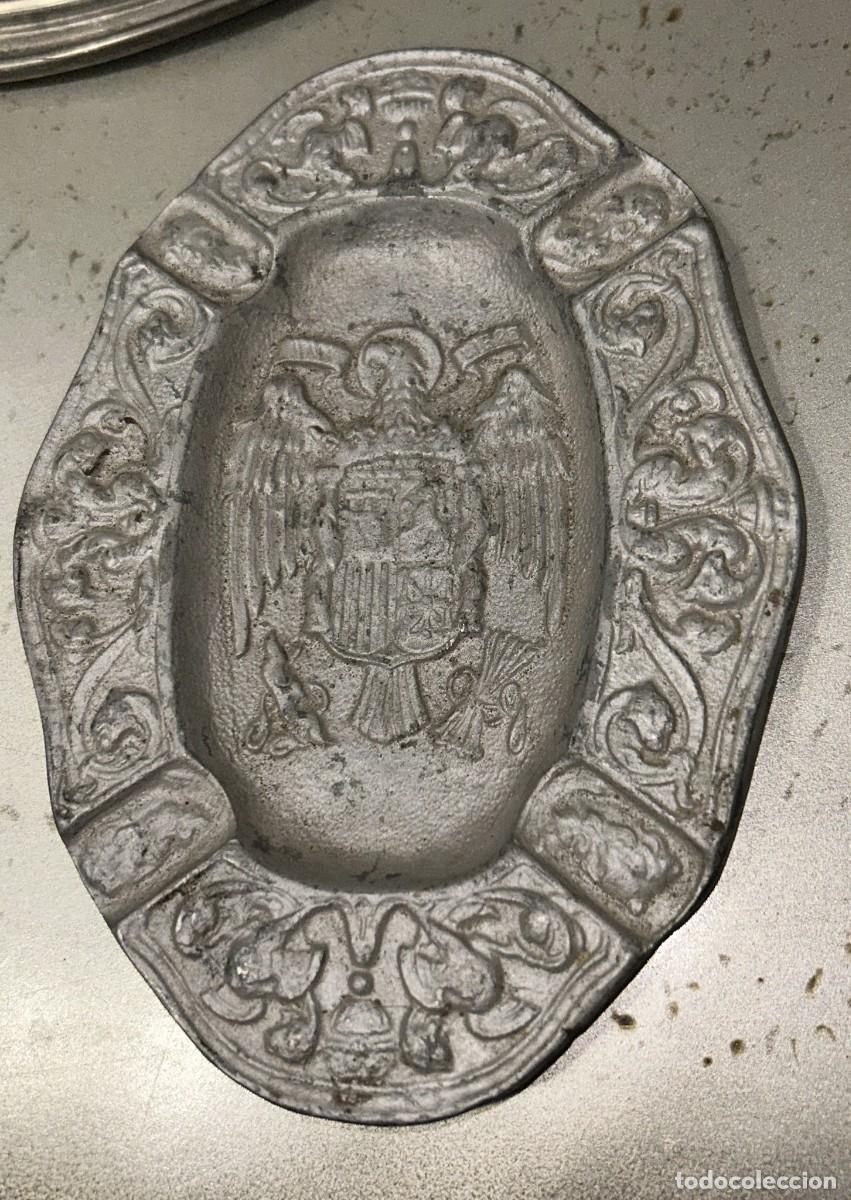 Militaria: CENICERO FRANQUISTA ANTIGUO DE ALUMINIO PRENSADO 16 X 12 CMS.