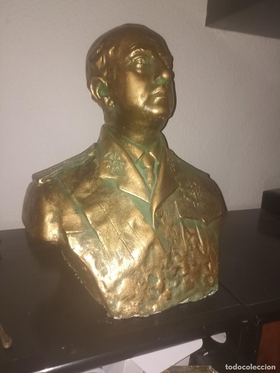 Militaria: Precioso busto de Franco