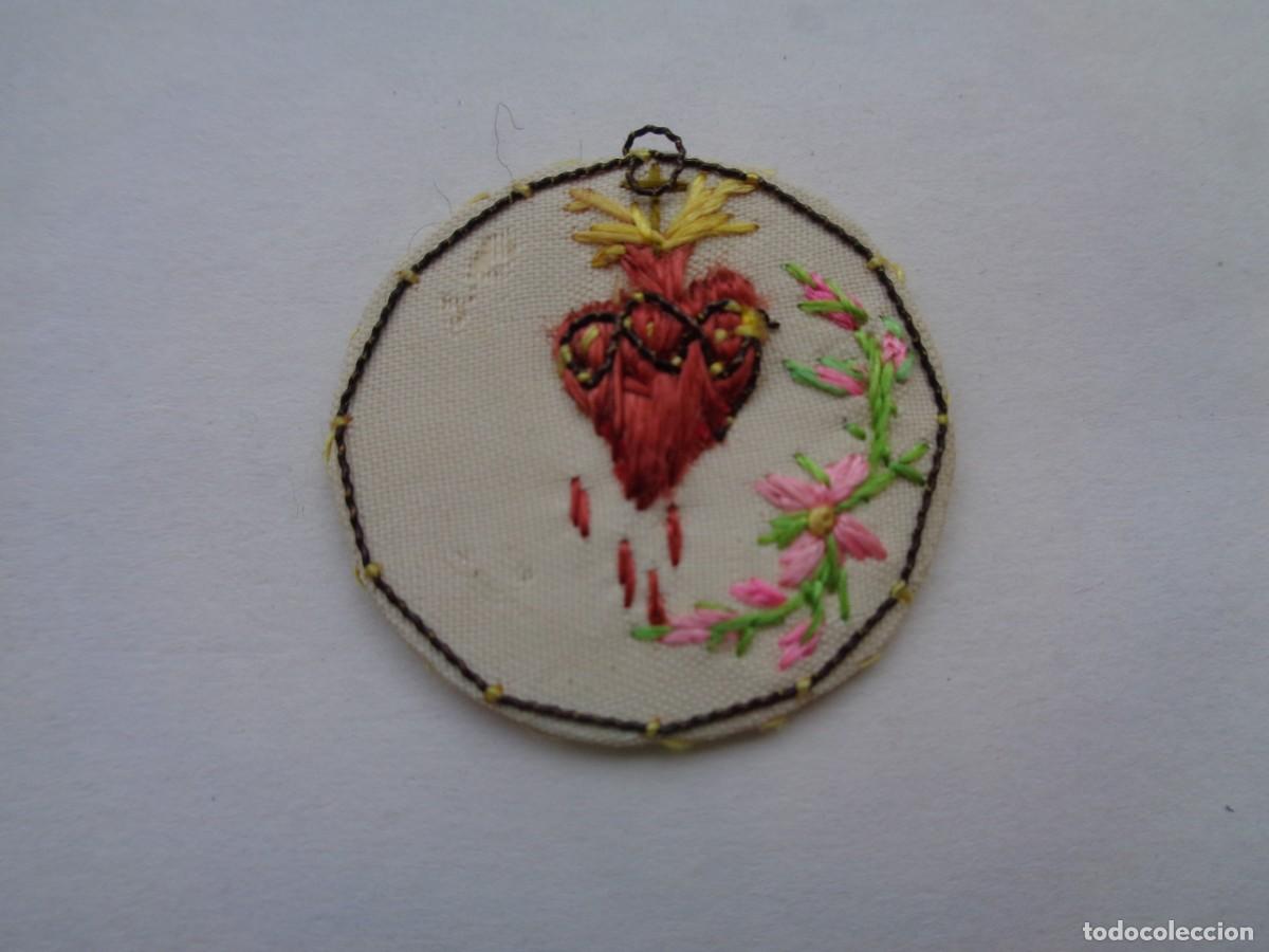 Military Antiques: GUERRA CIVIL : DETENTE BALA DE MILITAR O MILICIANO NACIONAL . BORDADO