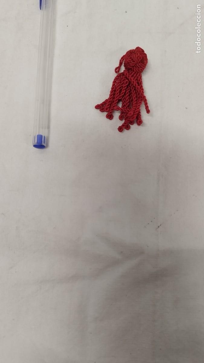 Military Antiques: Antigua borla de gorra o gorrillo,de Guerra civil.Original color rojo