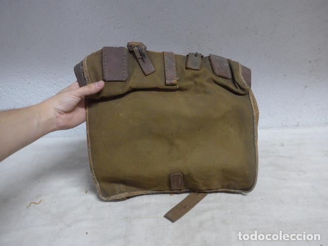 Militaria: Antigua mochila militar a identificar: guerra civil o II Guerra Mundial ?