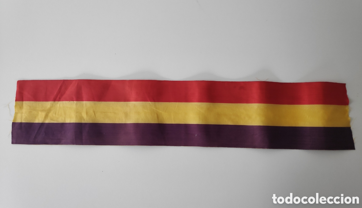 Military Antiques: Cinta bandera de la Rep&uacute;blica original de 1931
