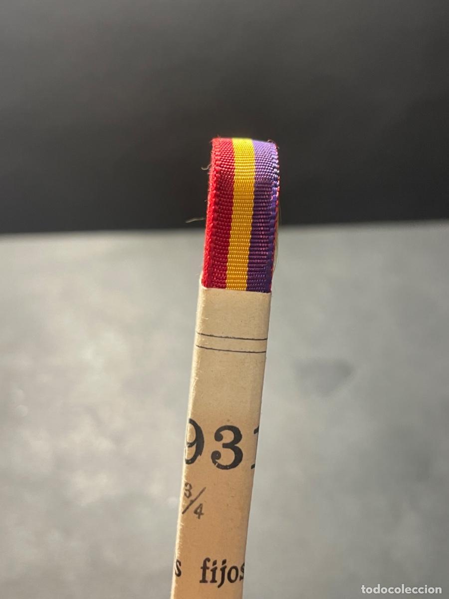 Militaria: CINTA BANDERA REPUBLICANA ORIGINAL DE EPOCA PARA ESTRENAR CON PRECINTO Pon 1931n&ordm; 3/4 -10 metros fij