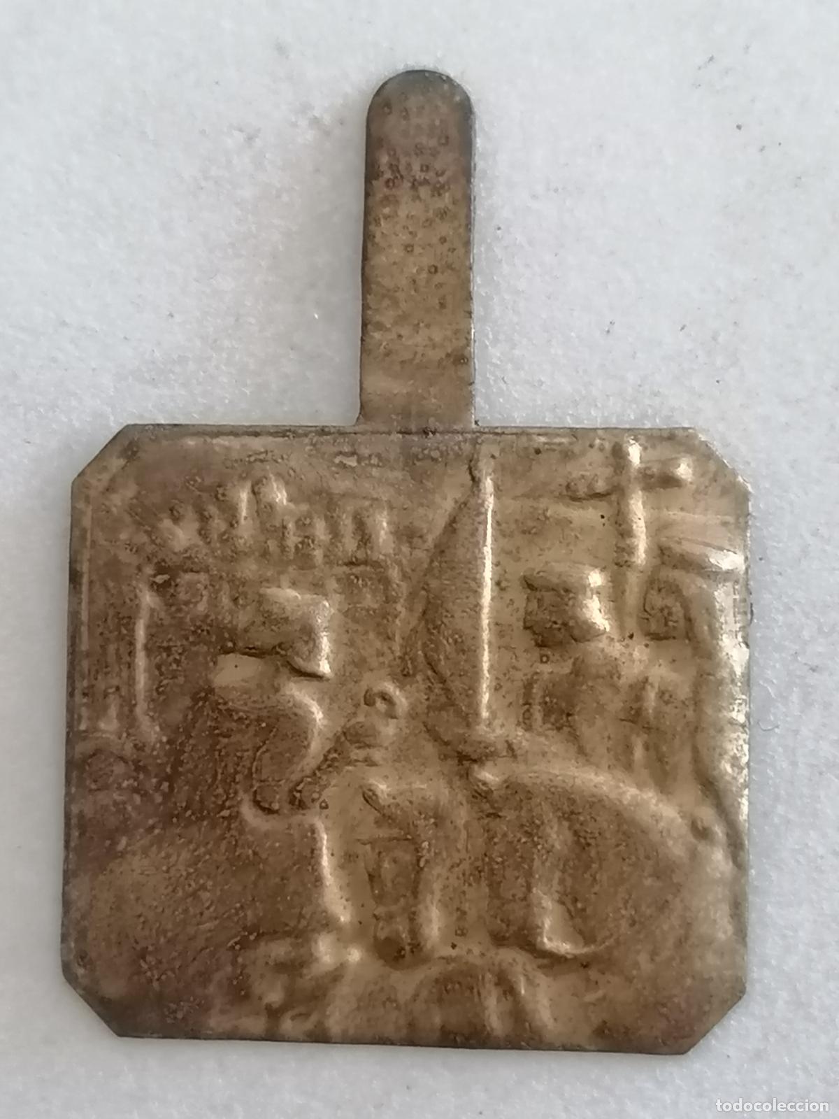 Militaria: EMBLEMA AUXILIO SOCIAL METALICO, TOMA DE GRANADA