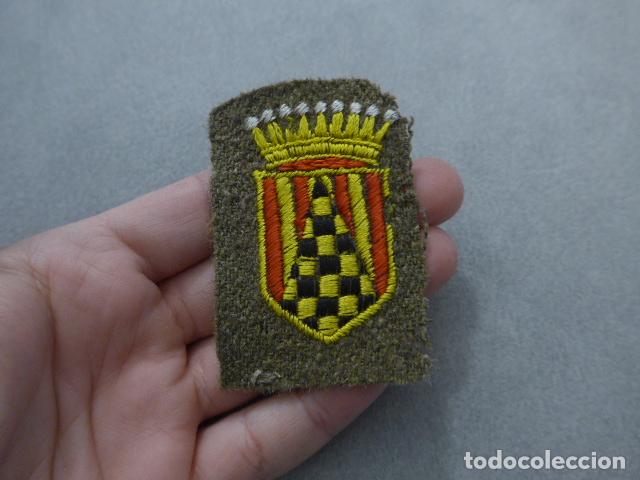 Militaria: Antiguo parche original del Cuerpo de Ejercito de Urgel. Guerra civil y a&ntilde;os 40.