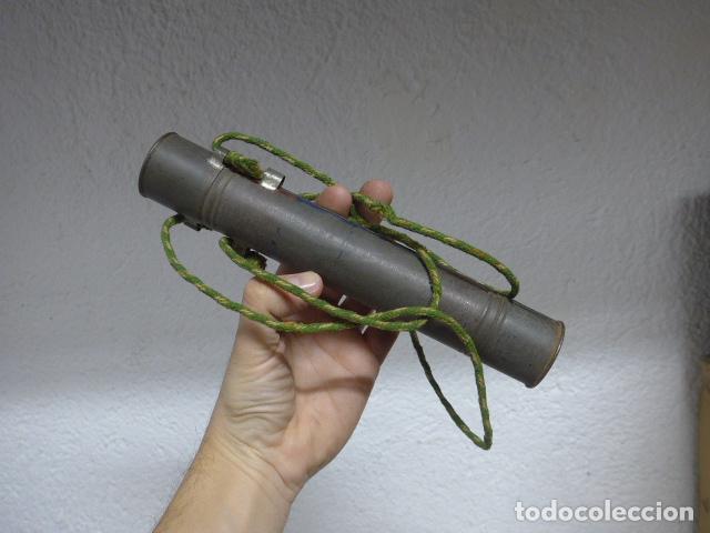 Military Antiques: Antiguo portadocumentos militar de hojalata con su cordon. Alfonso XIII a Guerra Civil.