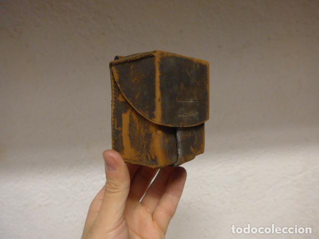 Military Antiques: Antigua cartuchera espa&ntilde;ola mas ancha del normal, en cuero, guerra civil ?