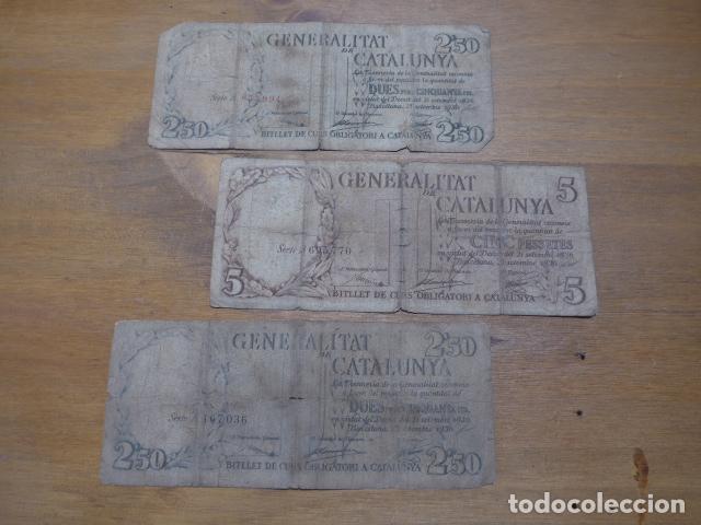 Militaria: LOTE 3 ANTIGUOS BILLETES REPUBLICANOS DE LA GENERALITAT DE CATALUNYA, 5 PTS Y 2,5 GUERRA CIVIL.