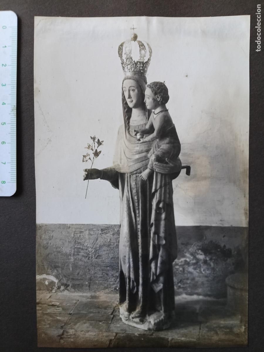 Militaria: Guerra civil, Valencia. Estatua g&oacute;tica de Santa Clara, destrozada