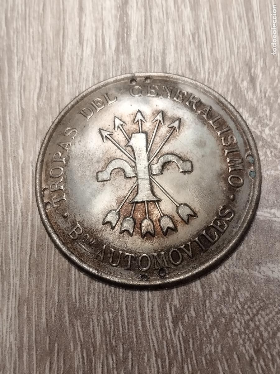 Militaria: TKZ - CHAPA IDENTIFICATORIA . TROPAS DEL GENERALISIMO. BON. DE AUTOMOVILES. MEDIDAS 4'5 CM.